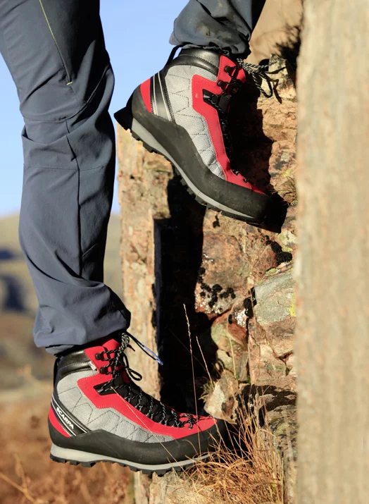 022scarpa%20first%20test%20boots.jpg