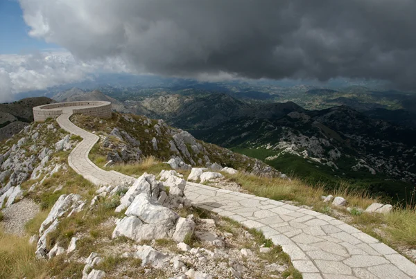 mont4.jpg