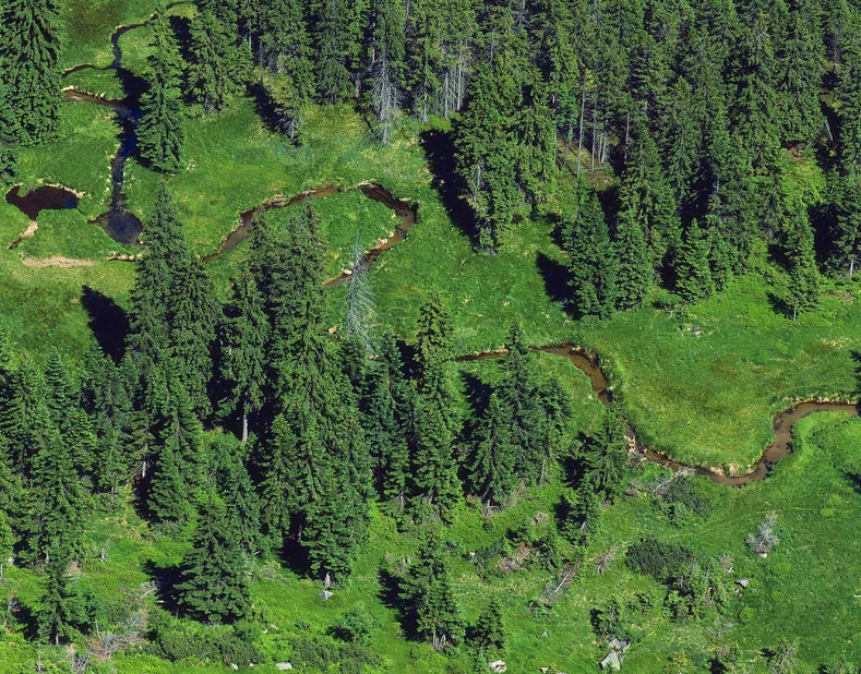 The%20Krkono-e%20Mountains%20-%20Meander%20of%20Labe%20River.jpg