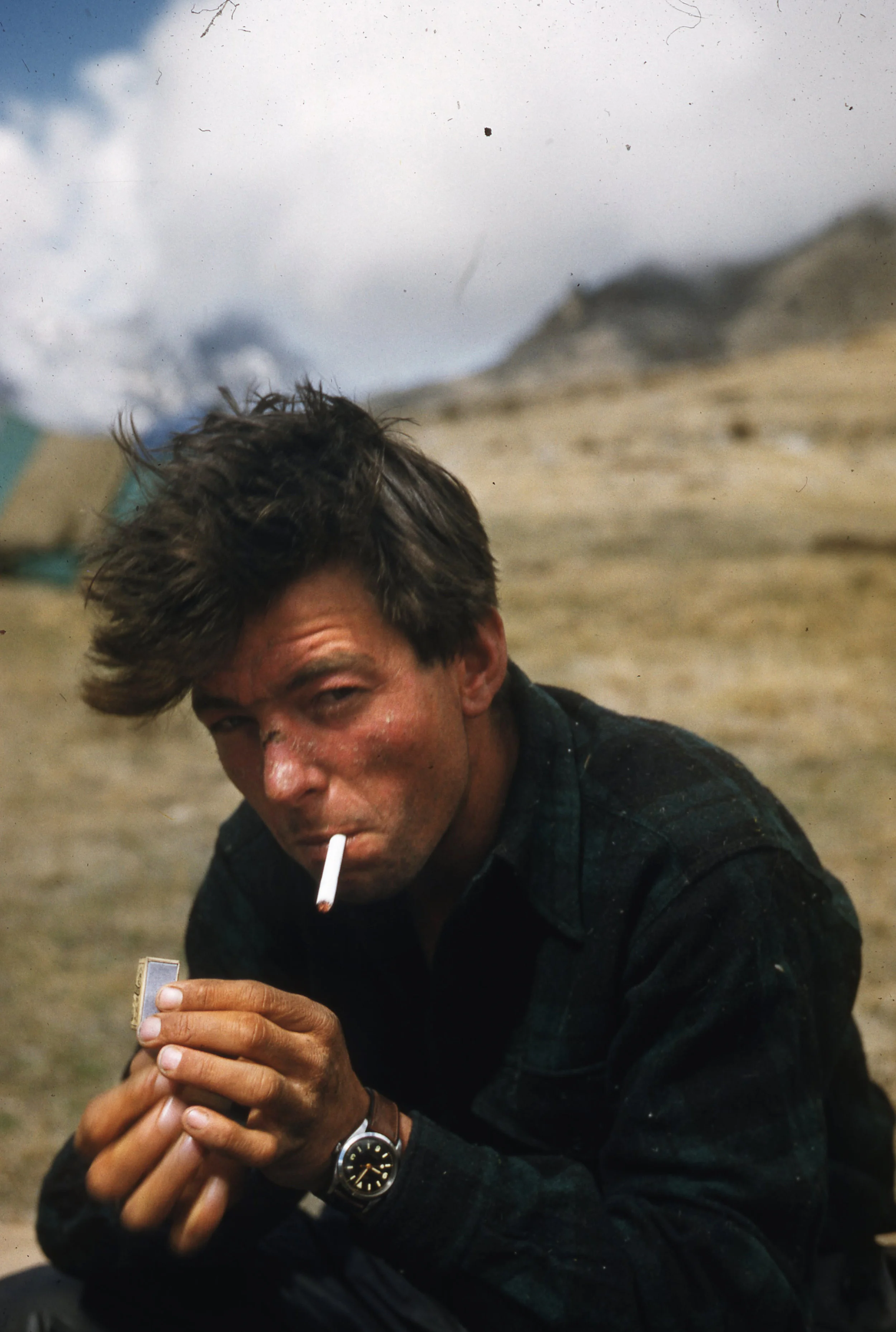 Brown on the walk-out from Kangchenjunga, 1955. Photo : Royal Geographical Society