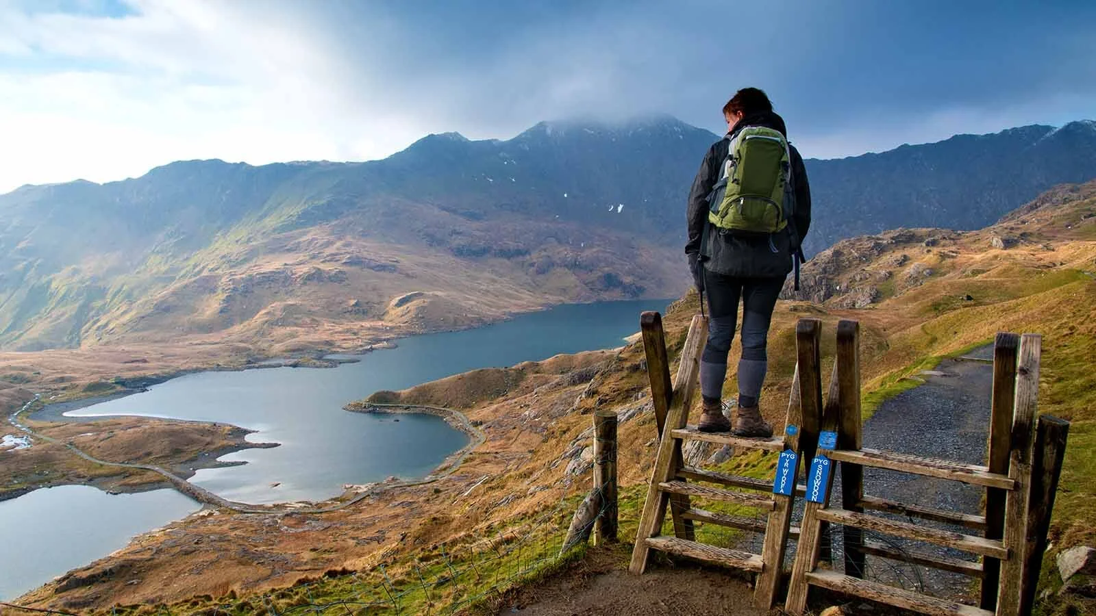 walking_snowdon.jpg