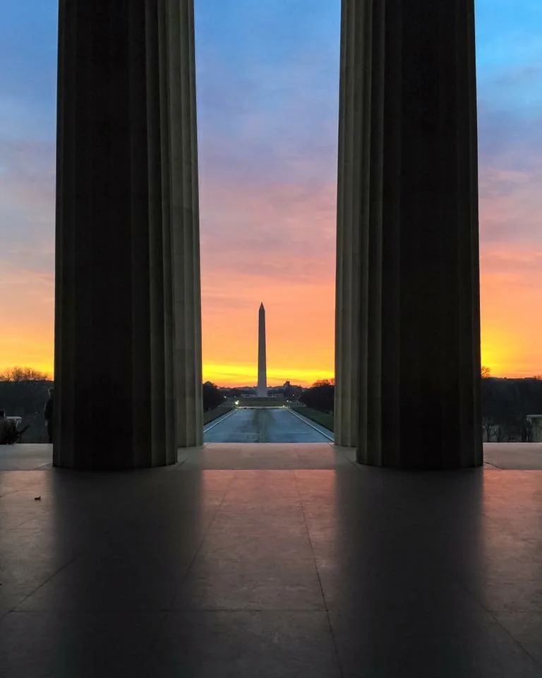 One of the quintessential Washington DC experiences is watching sunrise from the Lincoln Memorial.
