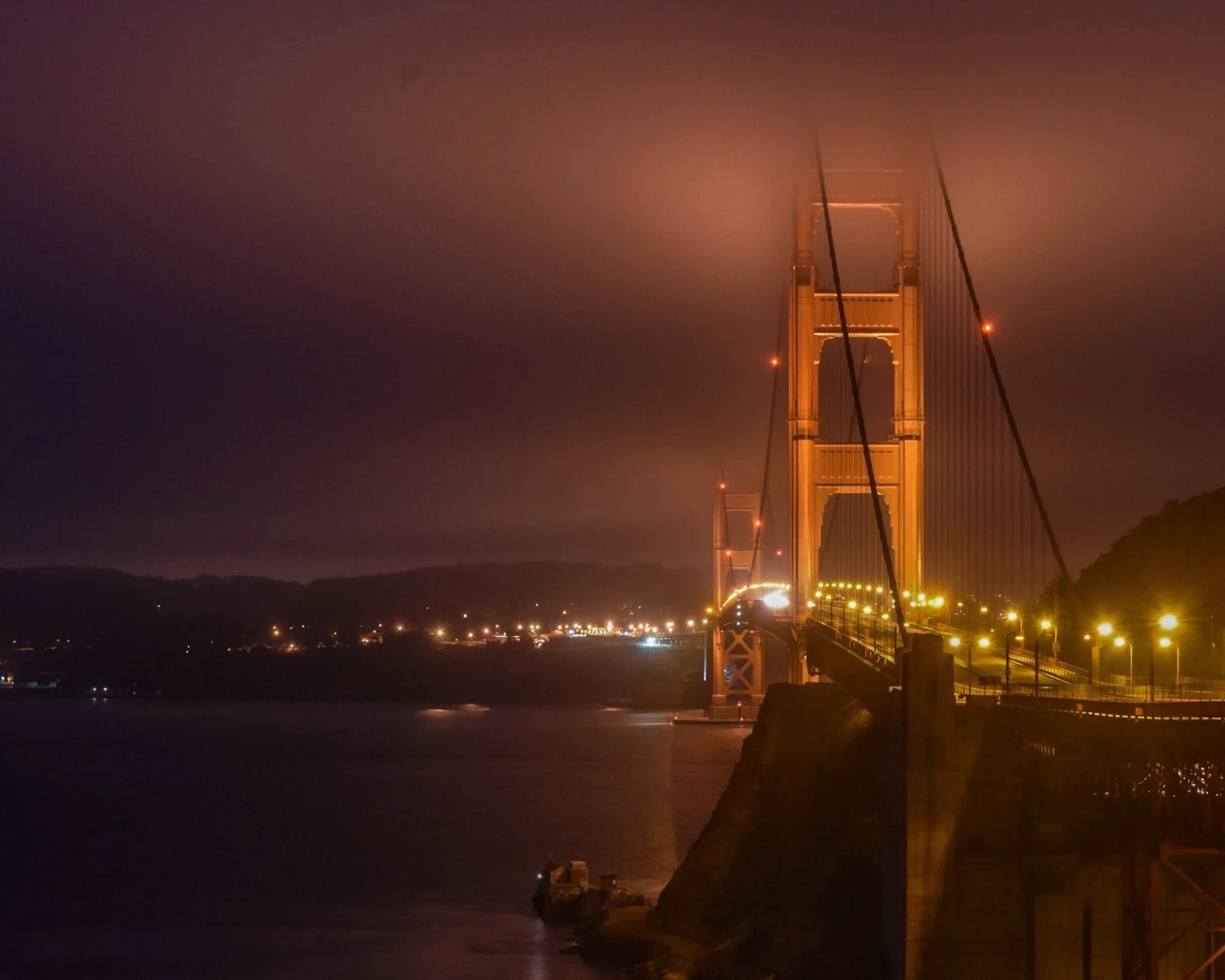 San Francisco - Fog rolls in