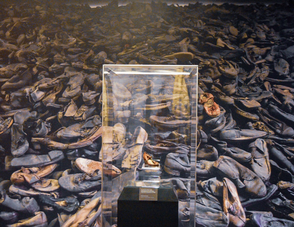 Shoe from female prisoner