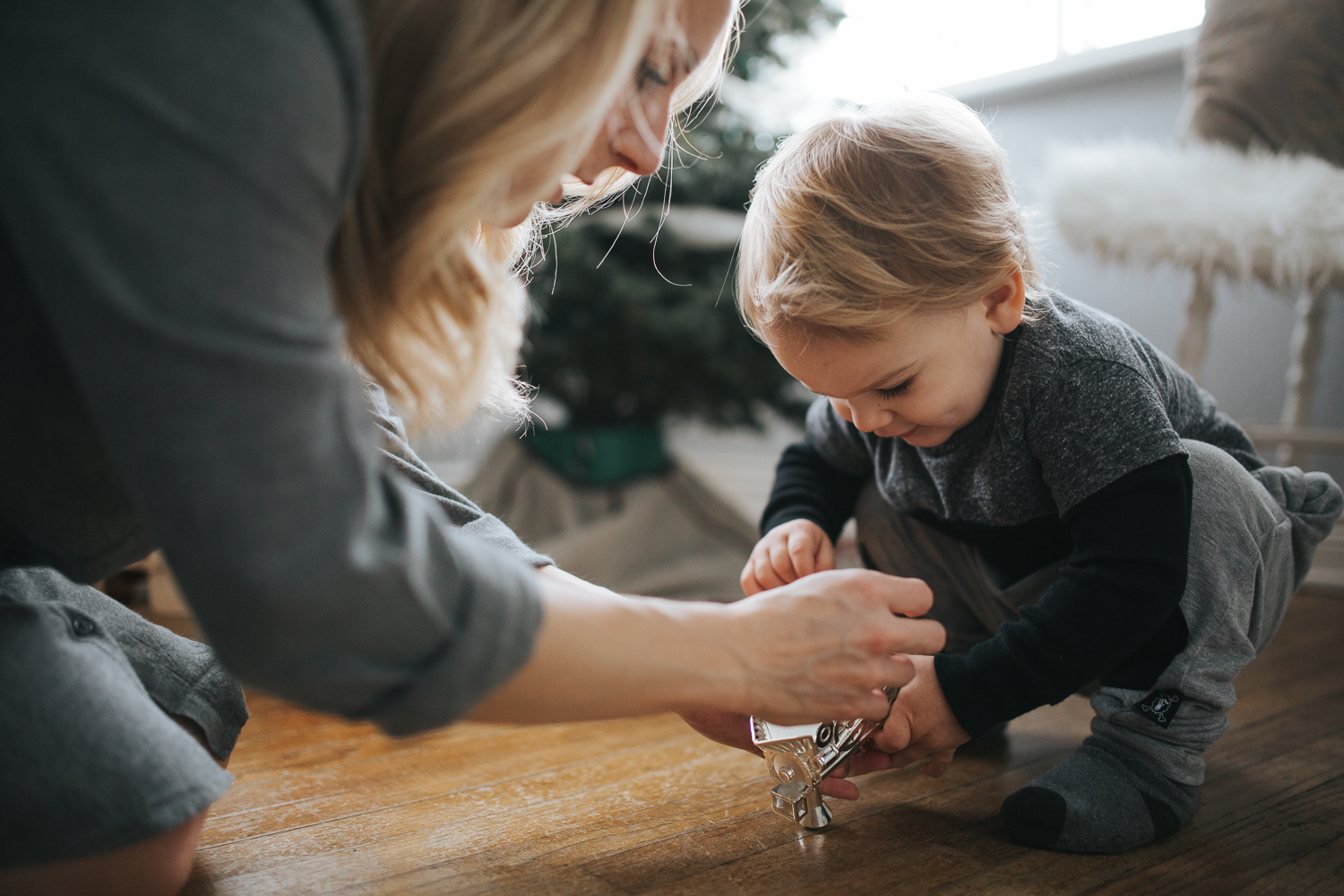 Mom and 2 year old toddler boy  {Toronto Family Photographer}