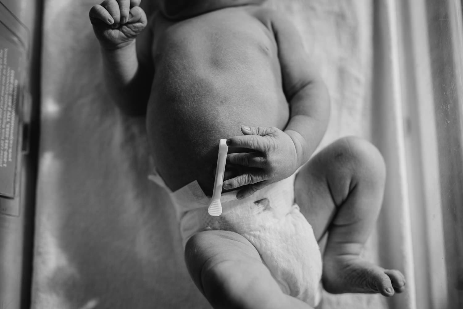 Newborn baby boy bellybutton in hospital bassinet - Newmarket baby hospital photos 