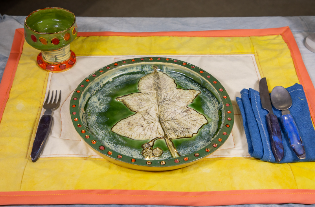 Raspberry Dinner Set