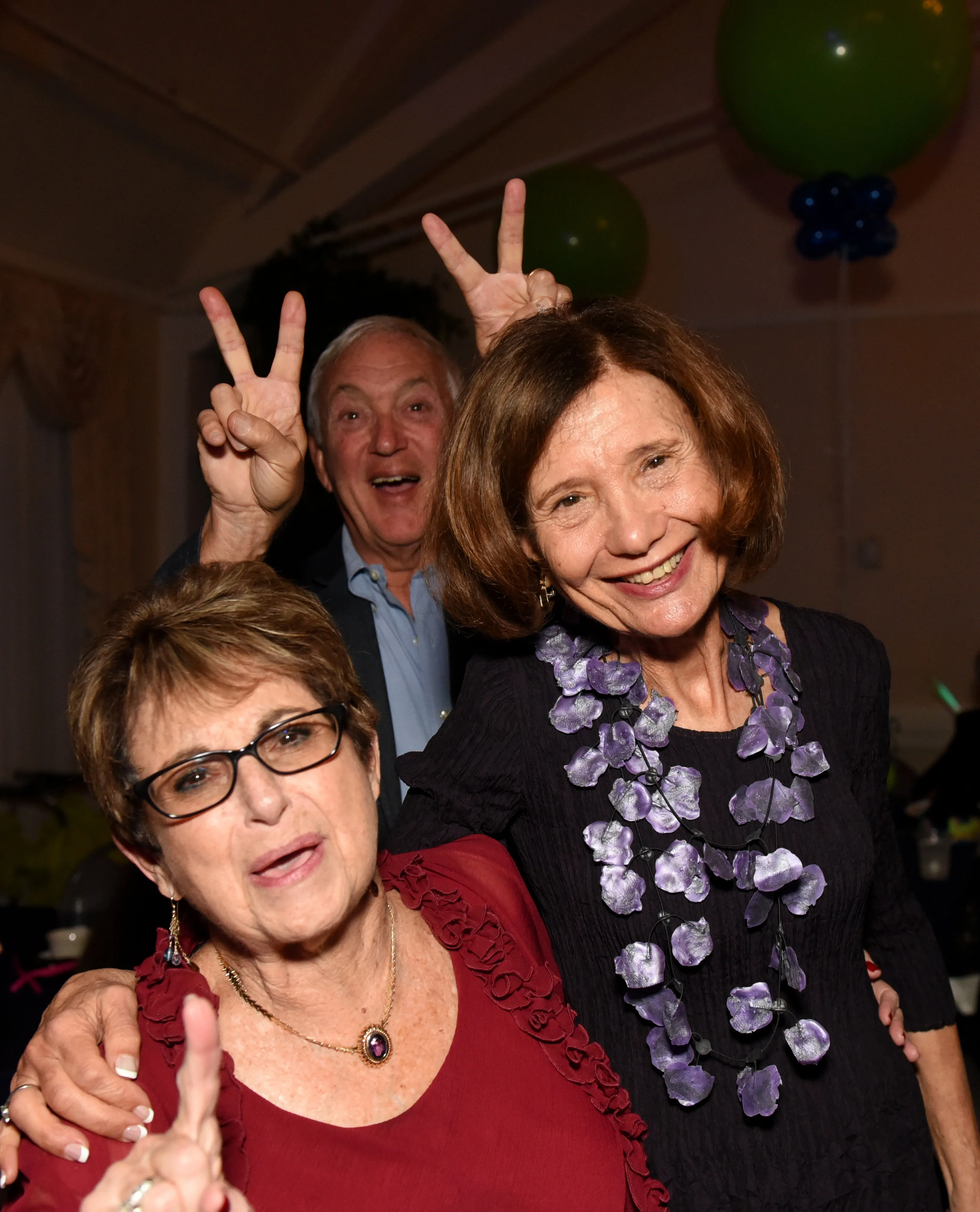 Party383.JPG