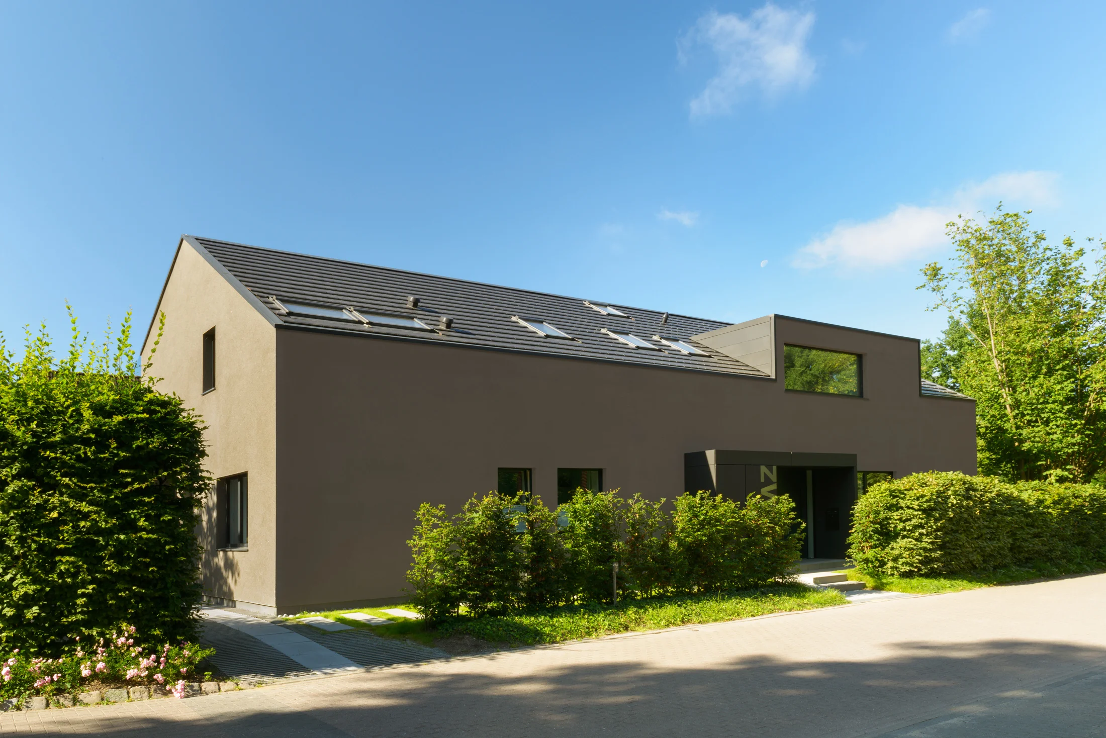 Haus_I_Aussen_02.jpg