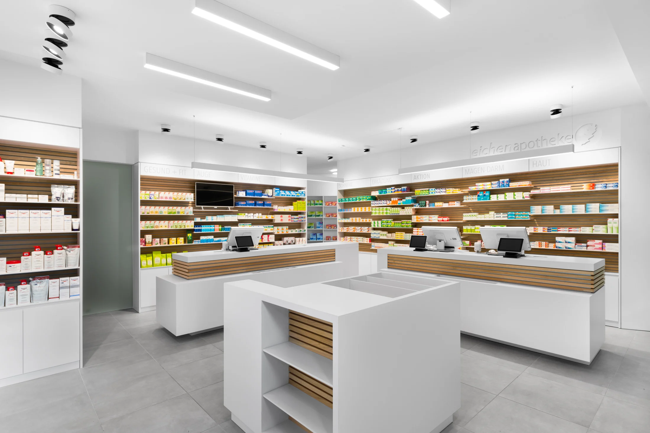 EIchen_Apotheke_Iserbrook_01.jpg