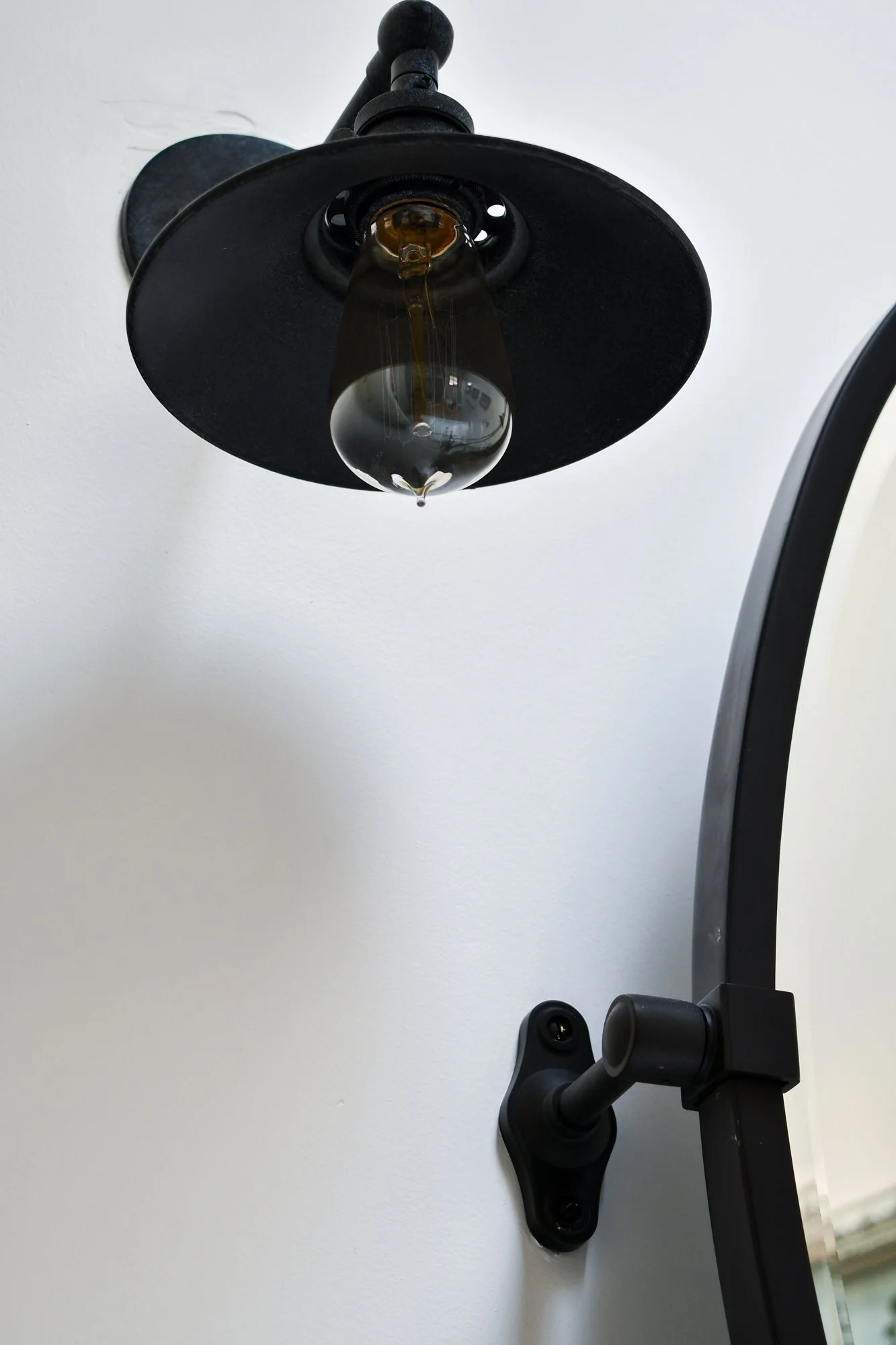 turowski-light-fixture-1.jpg