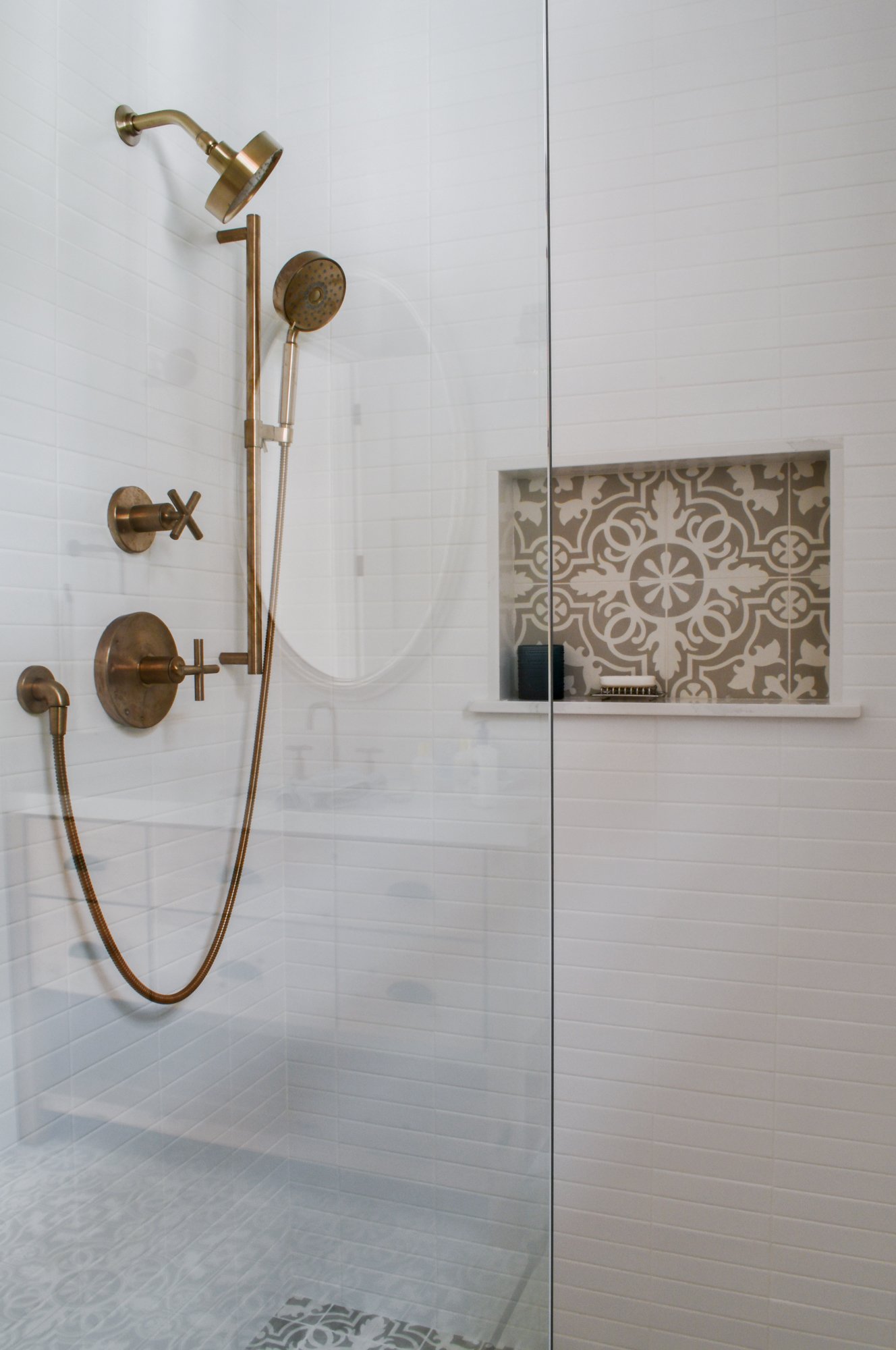 turowski-shower-1.jpg