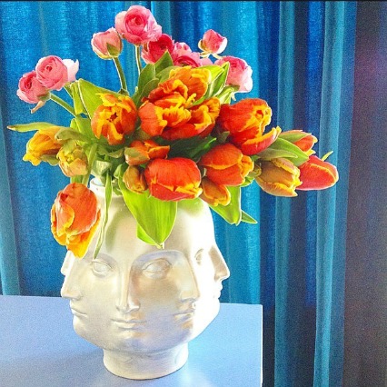 Perpetual face vase.jpg