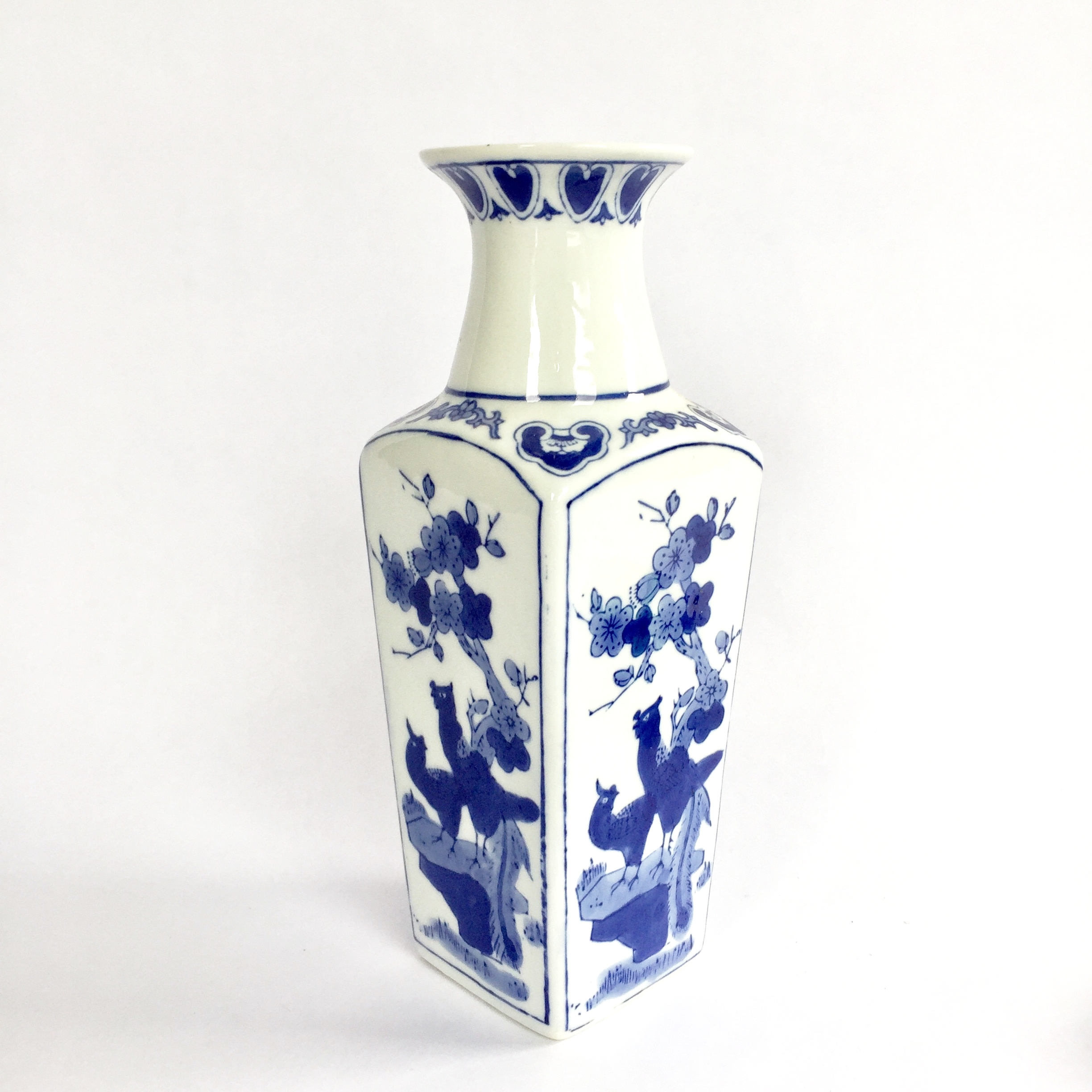 10 h x 5 w b and w Chinoiserie vase.jpeg