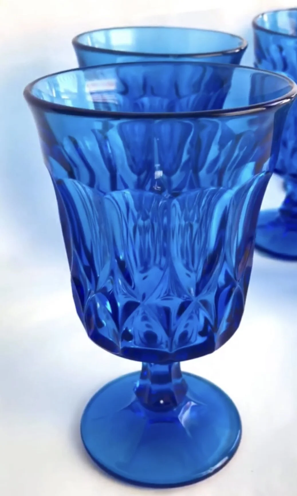 4ECFA219-26EB-44D7-BB6F-5857FC4ECE50