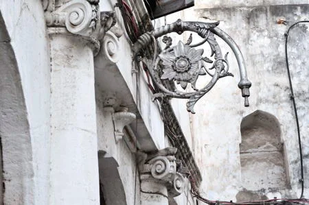 Stonetown White
