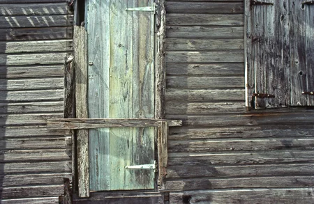 jj_weathered-salt-island.jpg