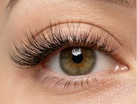 hybrid eyelash extensions balanced blend length volume