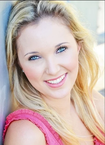Headshot (no name).jpg