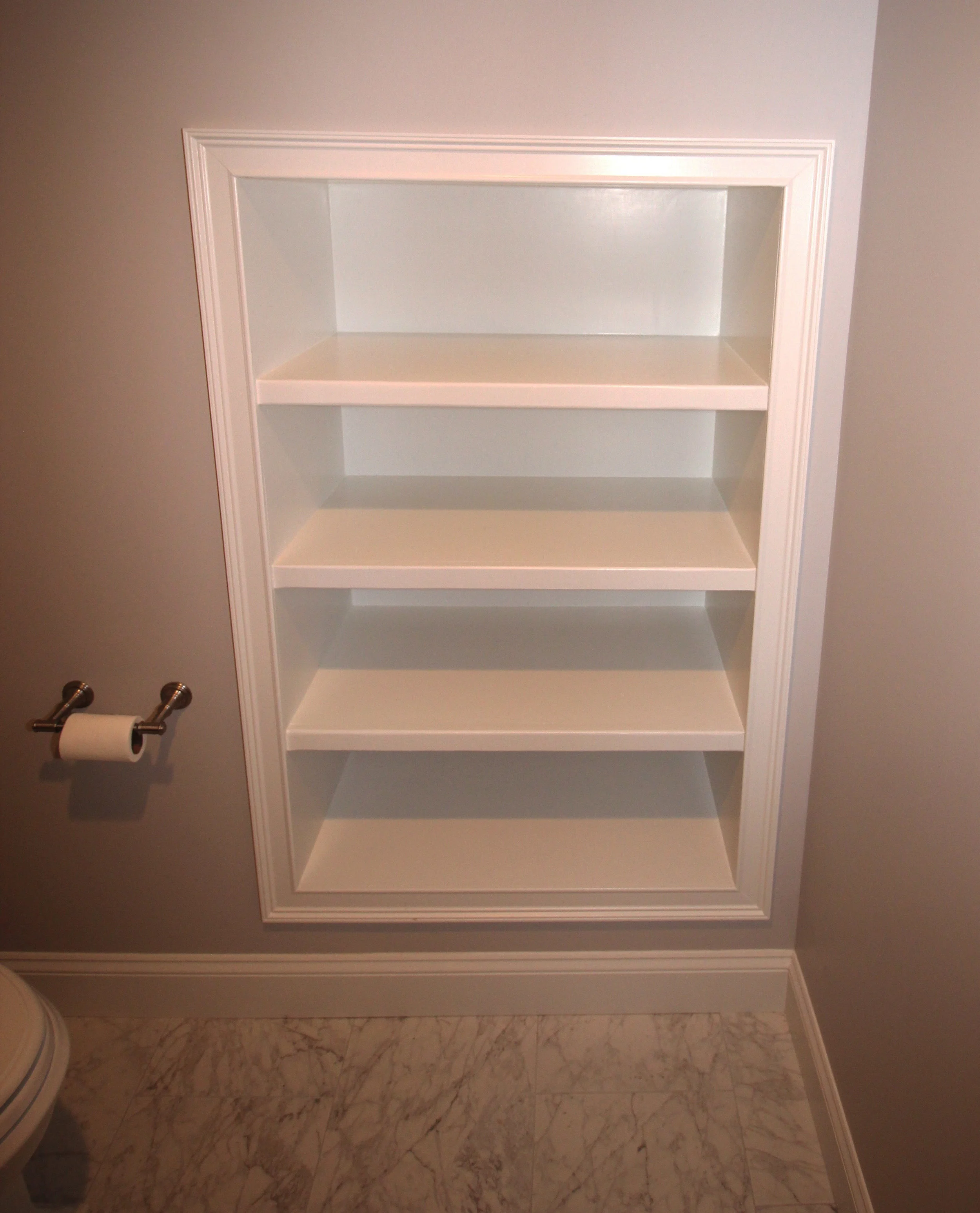 Bath Built-in.jpg