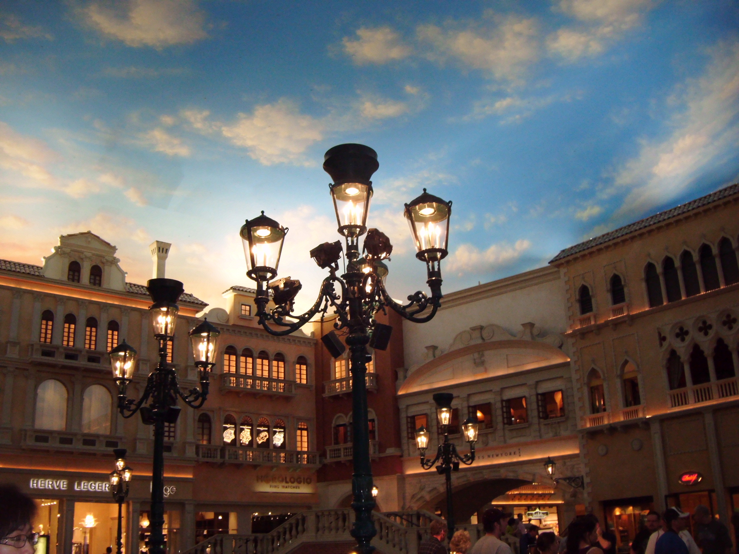 Ceiling in Venetian