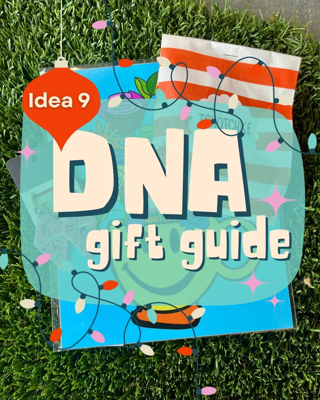 Aaaaand lets hear it for the last #dnagiftguide of the year 🥳 Idea #9 if for the person who loves a little trinket:⁠
⁠
⭐️ sparkly earrings from @maeve_makes_magic⁠
⭐️ a joyful art print by @ur.fav.trash⁠
⭐️ and of course a bag FULL of mystery trinke