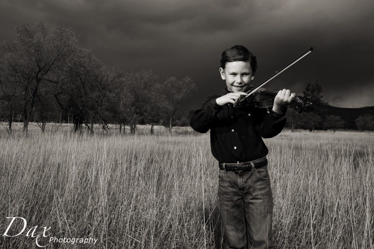 wpid-Child-with-violin-2.jpg