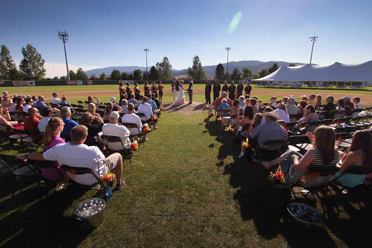 wpid-Wedding-in-baseball-stadium-4403.jpg