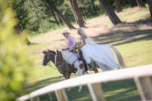 wpid-Wedding-Photography-on-Ranch-in-Missoula-Dax-Photography-6471.jpg