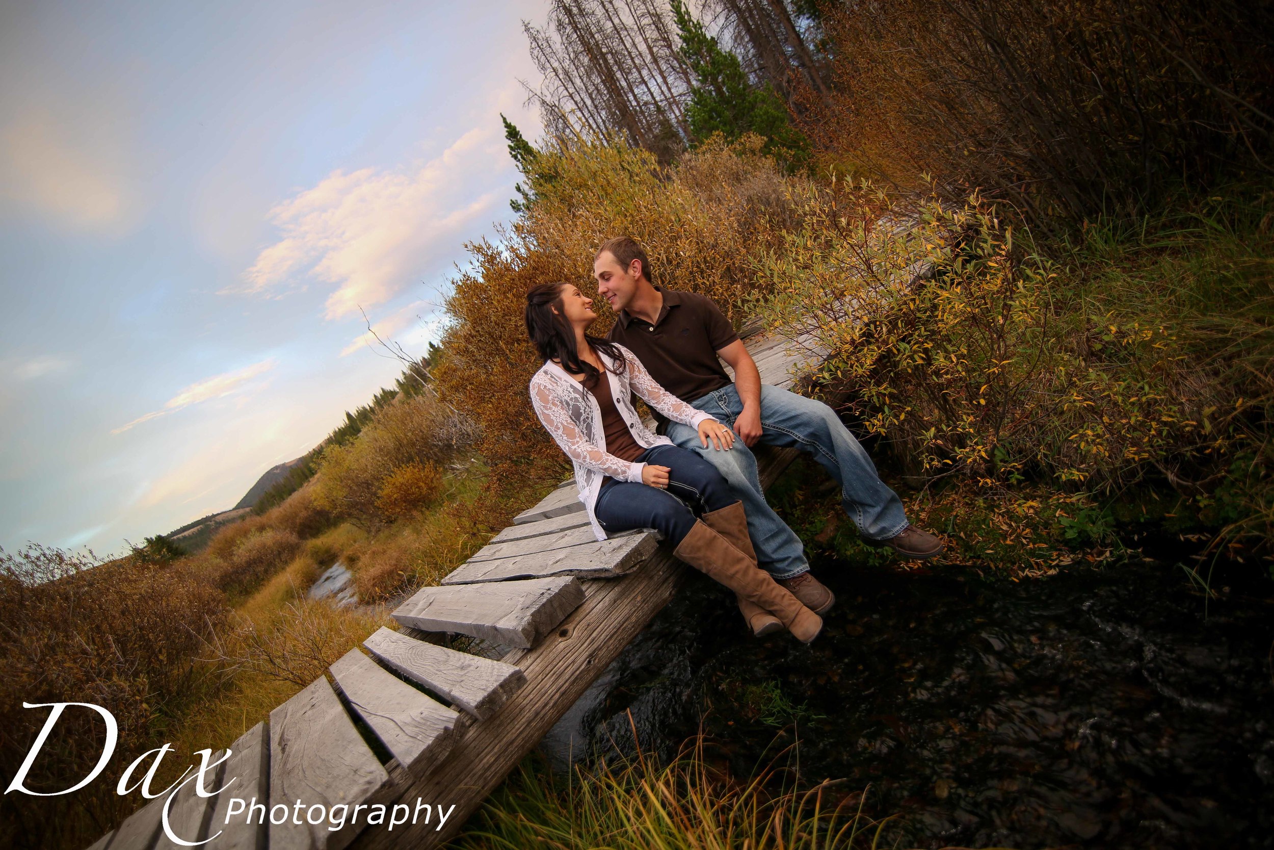 wpid-Montana-photographer-Engagement-Portrait-48801.jpg