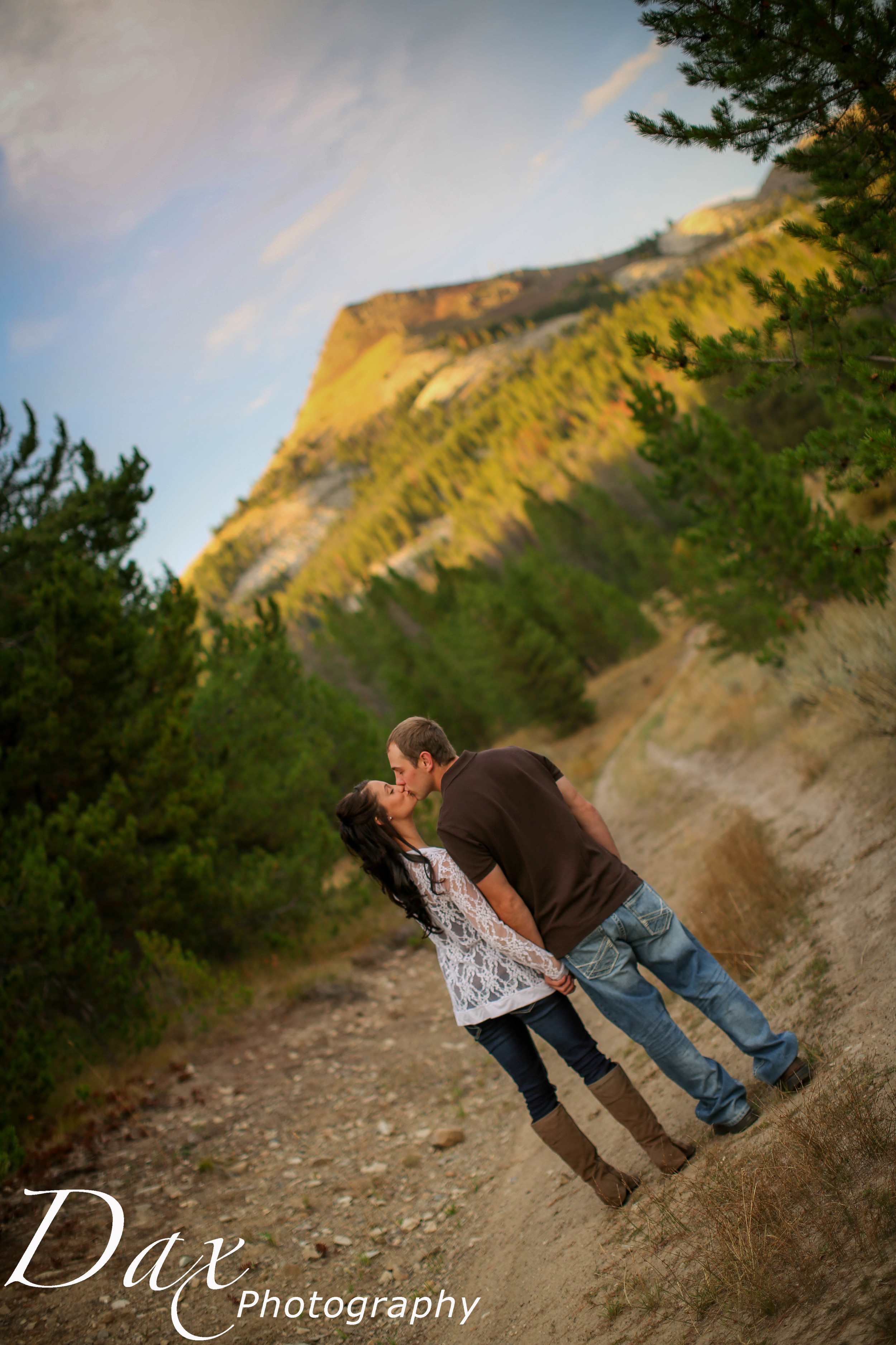 wpid-Montana-photographer-Engagement-Portrait-45471.jpg