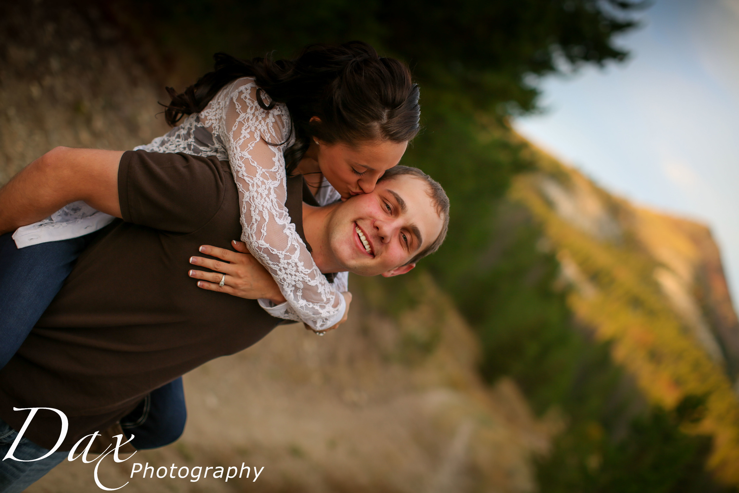 wpid-Montana-photographer-Engagement-Portrait-46361.jpg