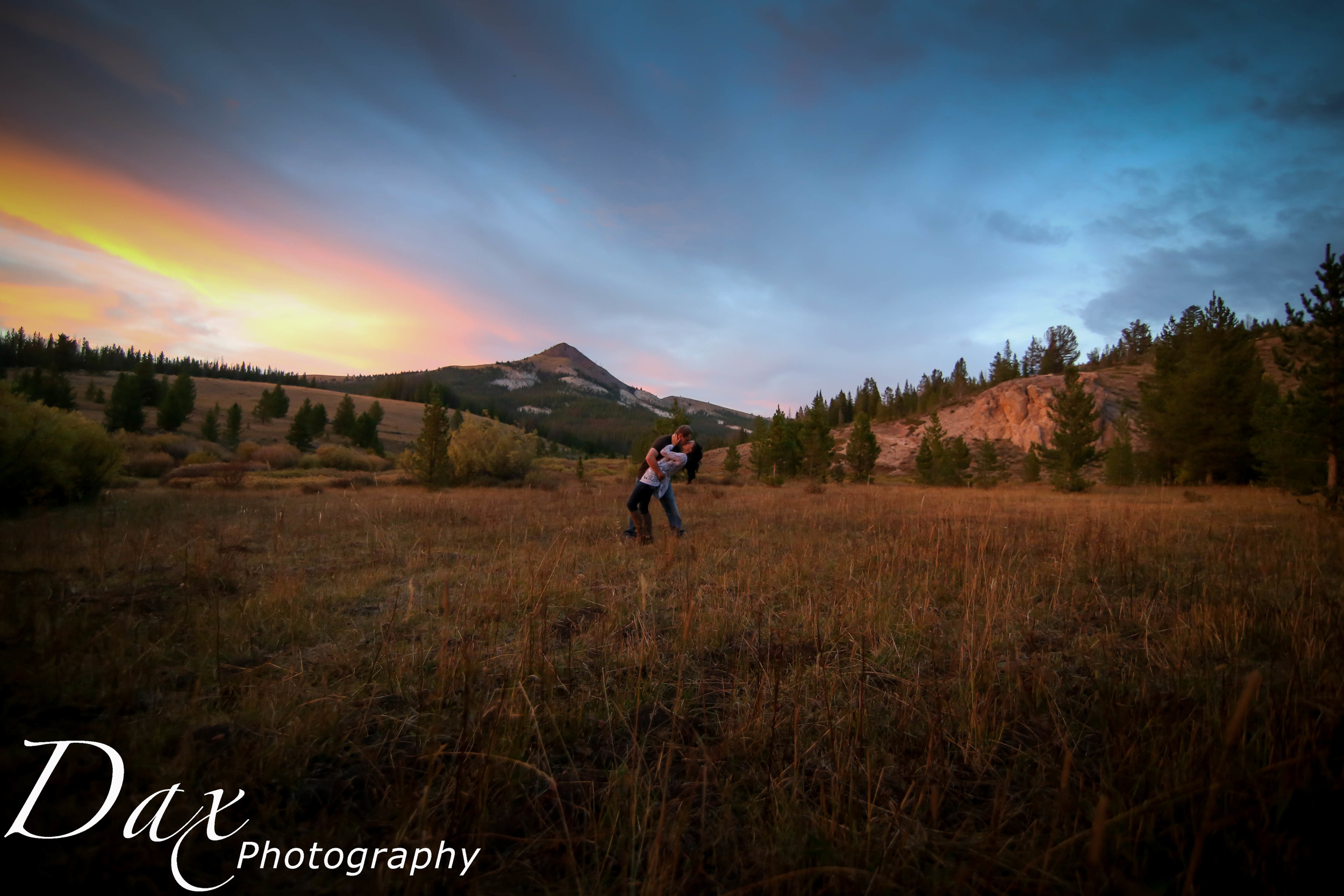 wpid-Montana-photographer-Engagement-Portrait-5527.jpg