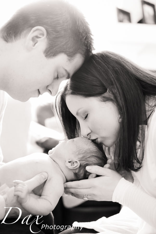 wpid-Missoula-photographers-newborn-portrait-Dax-2022.jpg