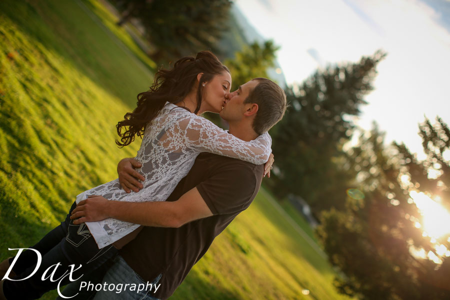 wpid-Missoula-photographers-engagement-portrait-Dax-4377.jpg