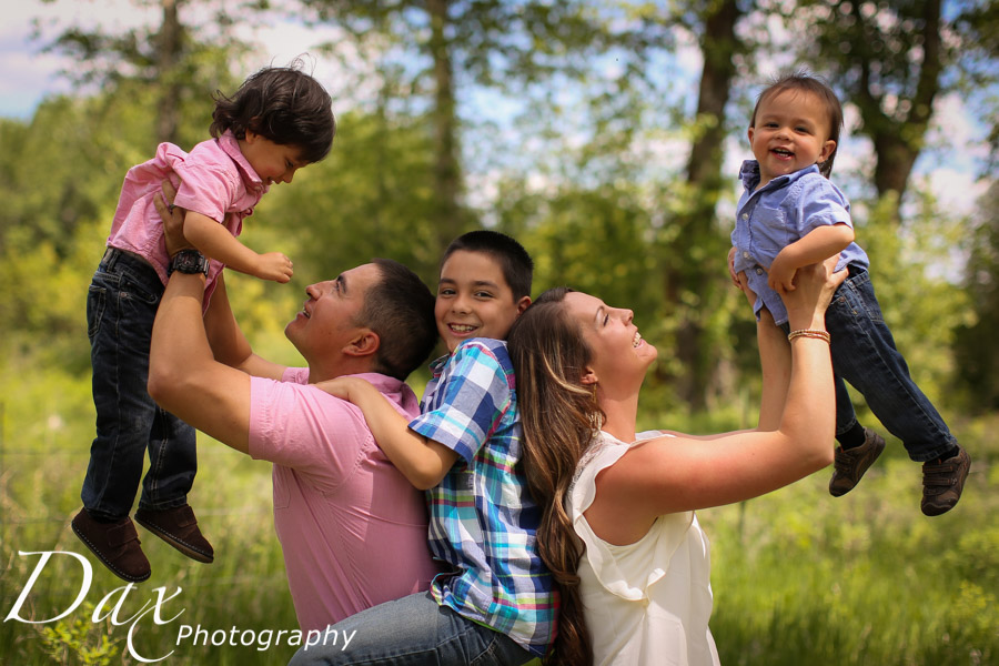 wpid-Family-Portrait-Photographers-Missoula-Montana-Dax-2370.jpg
