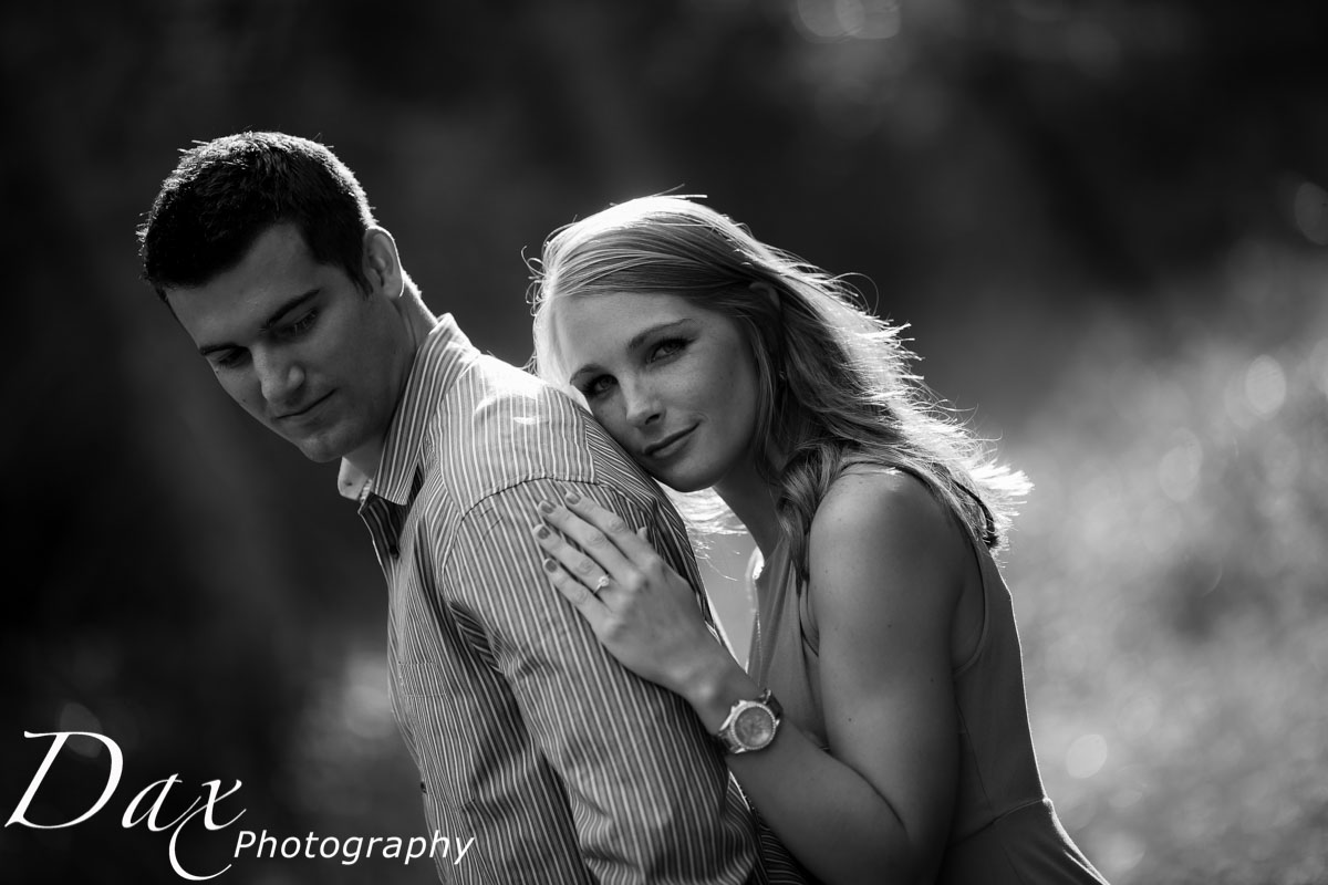wpid-Engagement-Portrait-Montana-Dax-Photography-5633.jpg