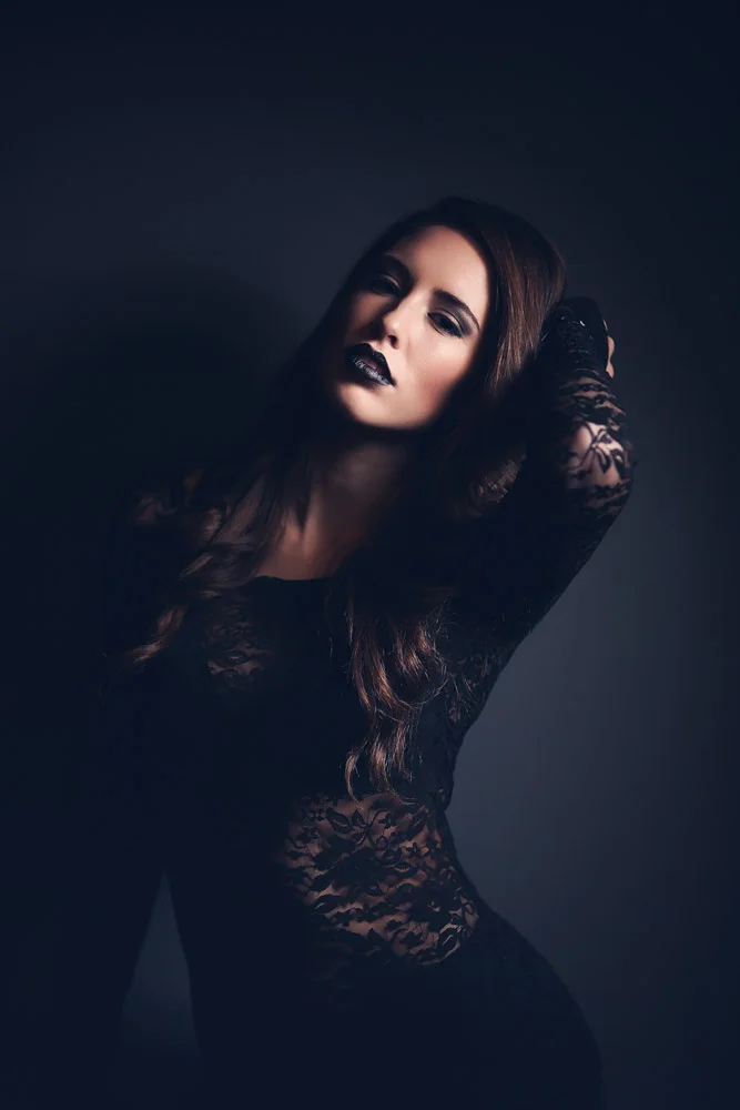 Fashion model in creative hair and makeup--44.jpg