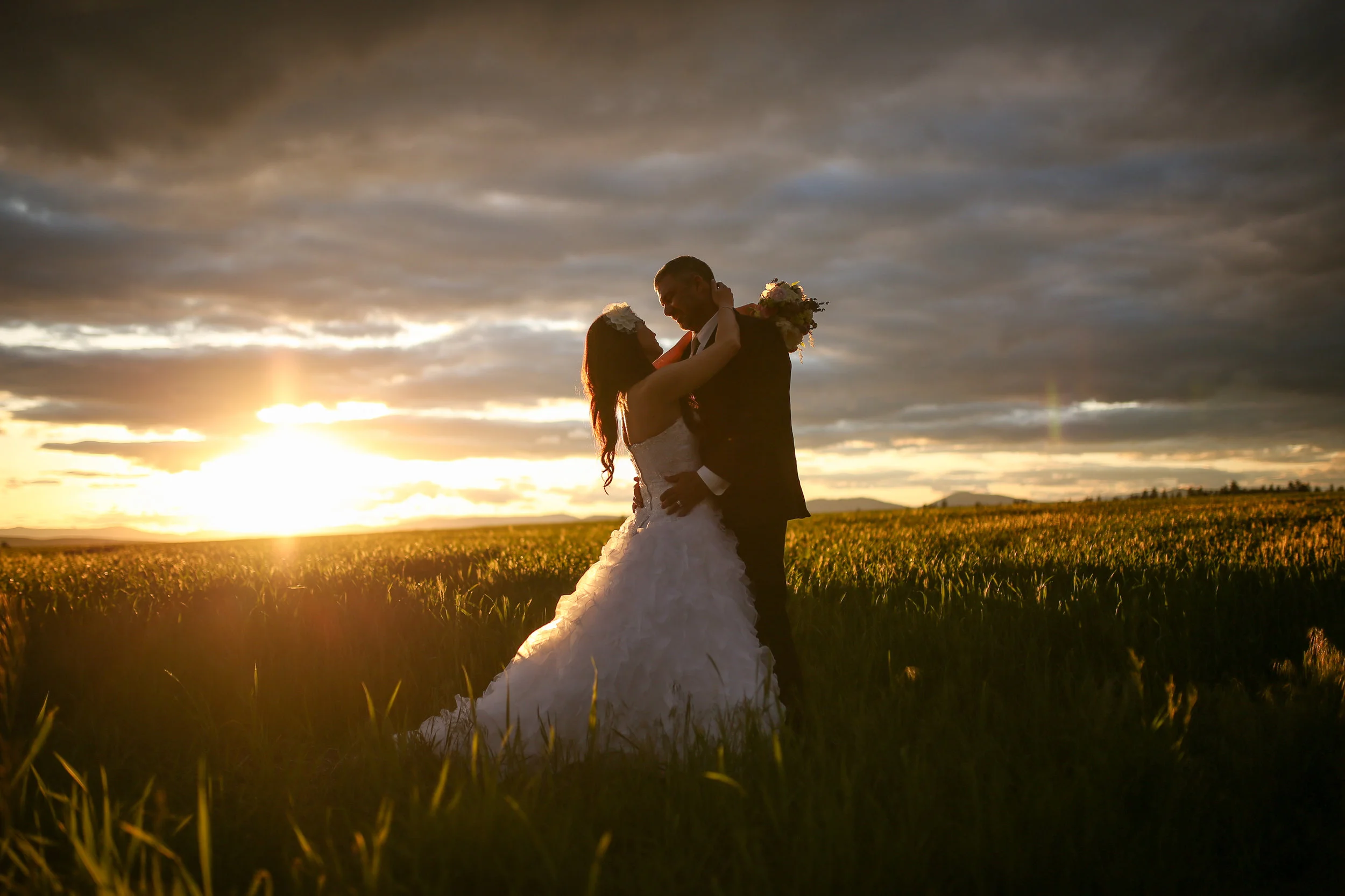 Wedding photography of bride and groom at sunset in Montana