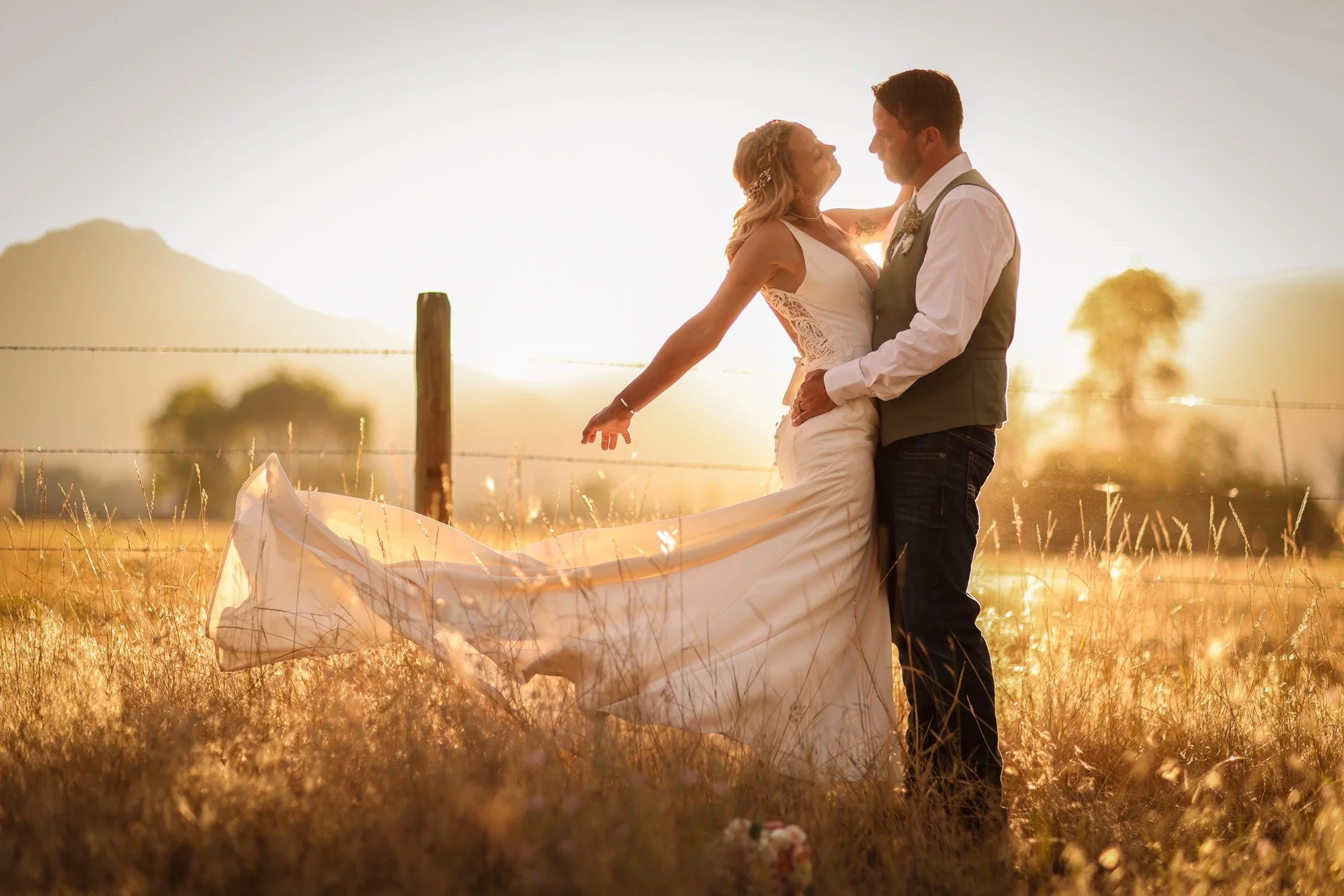 Wedding photograph of bride and groom in missoula montana.jpeg