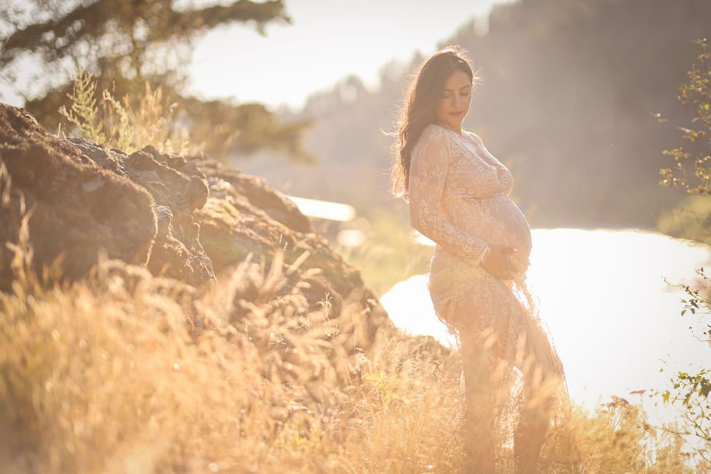 Maternity portrait in Missoula Montana at golden hour.jpg