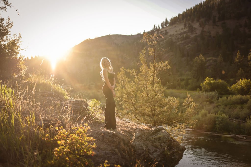 Montana senior portrait at sunset.jpg