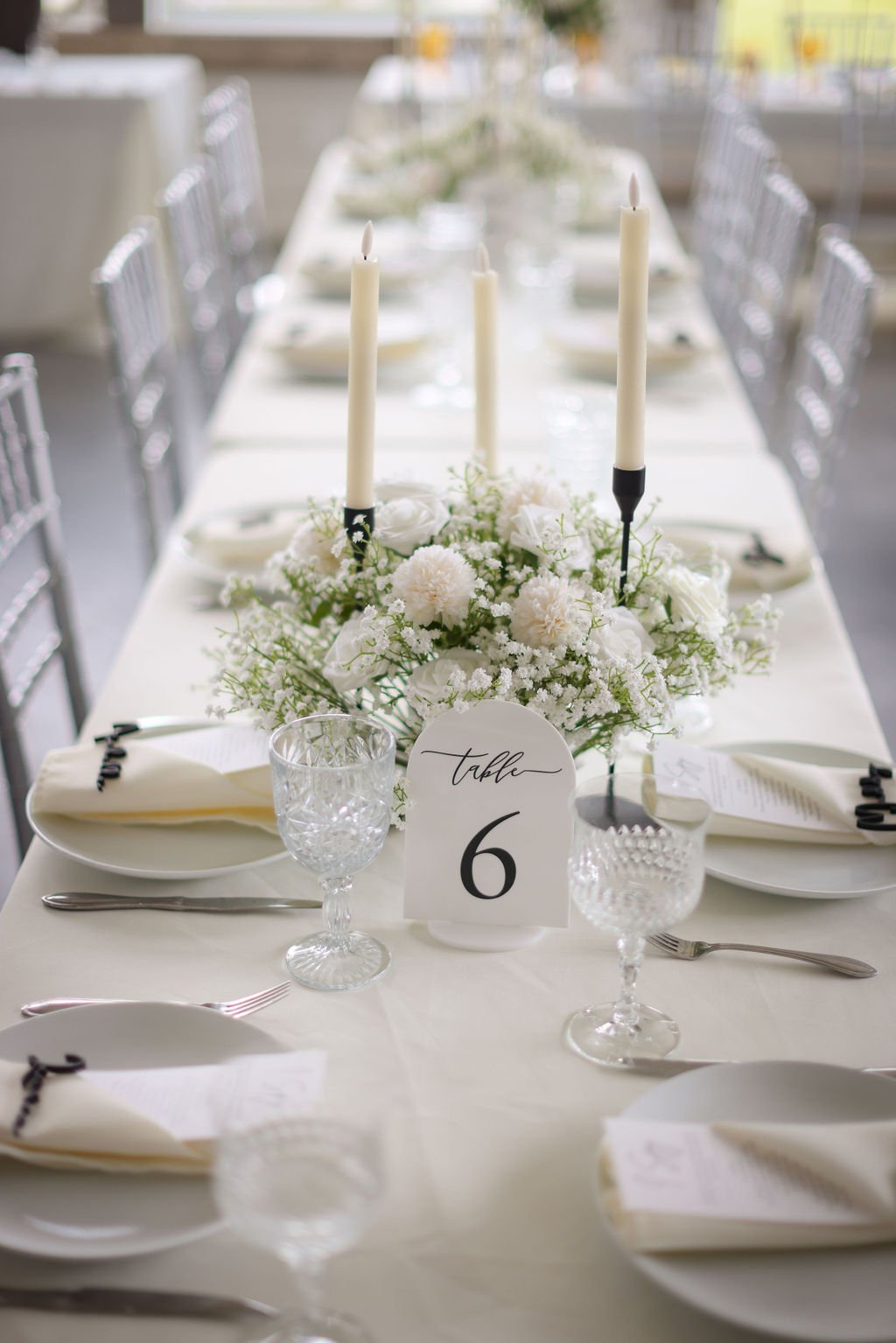 Gorgeous wedding table setting at silver knot.jpg