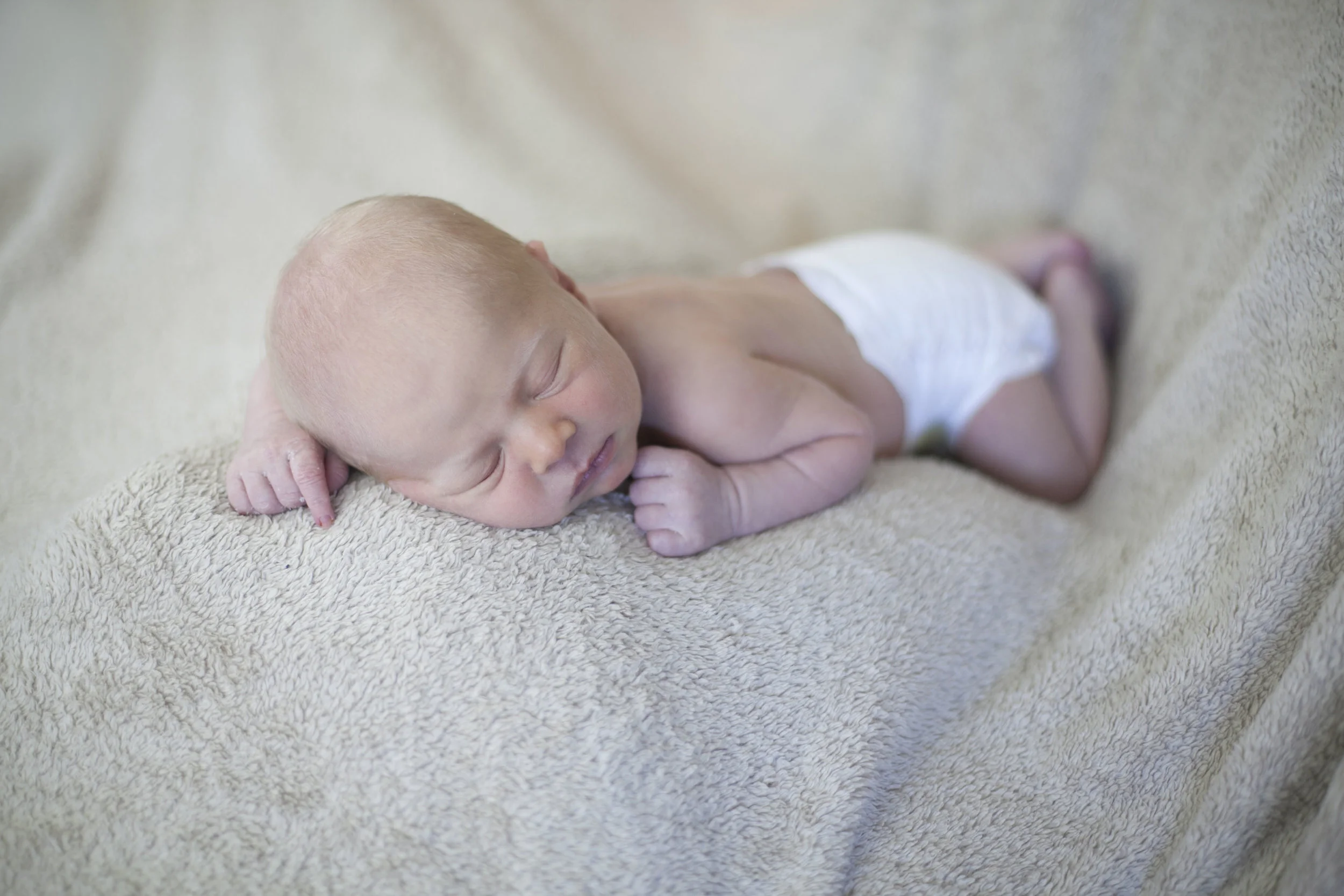 cincinnati newborn photographer 2.jpg