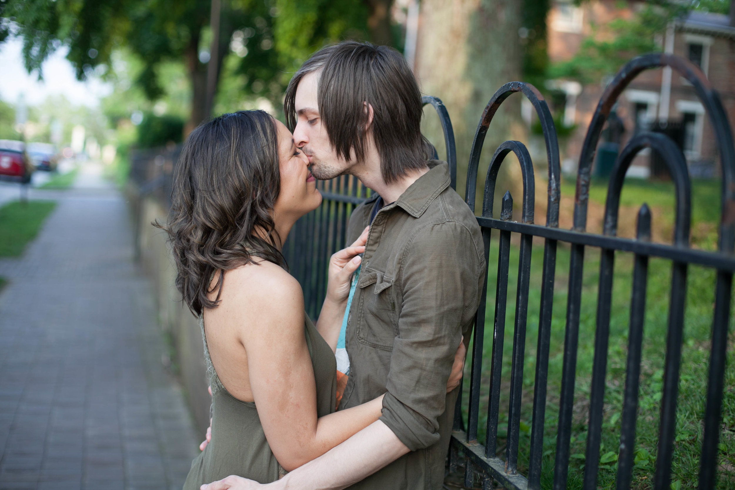 smale park engagement session 13.jpg