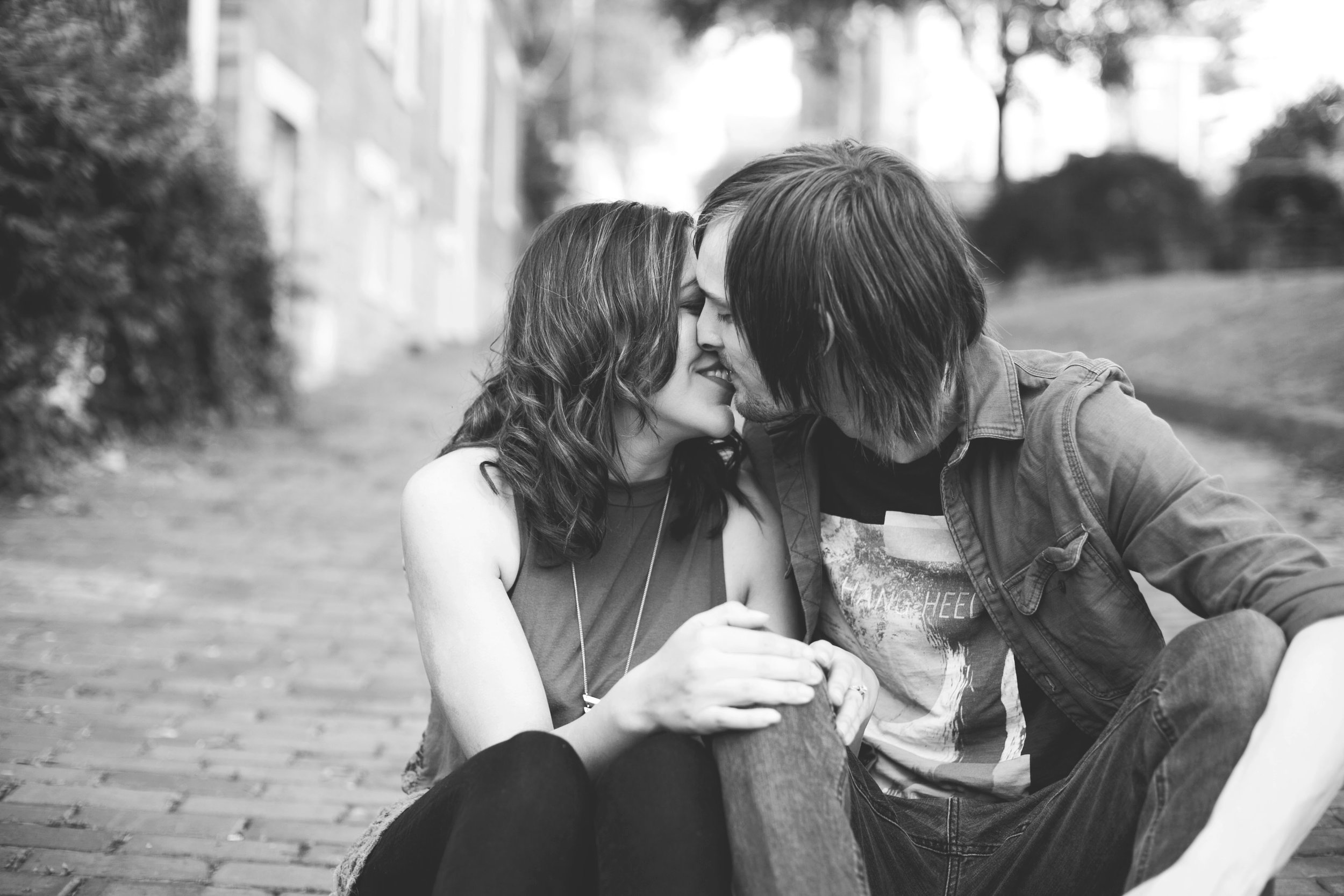 smale park engagement session 16.jpg