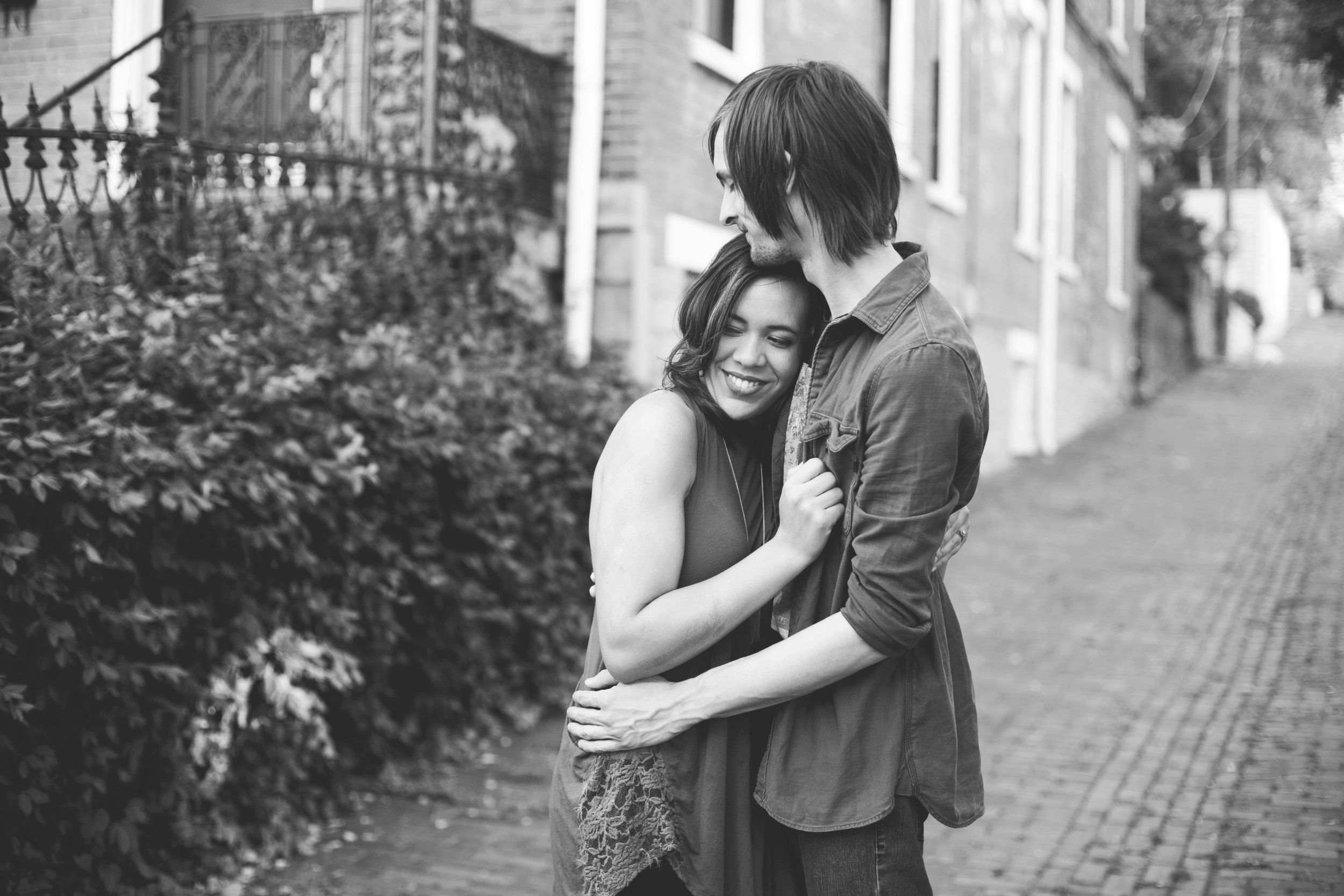 smale park engagement session 18.jpg