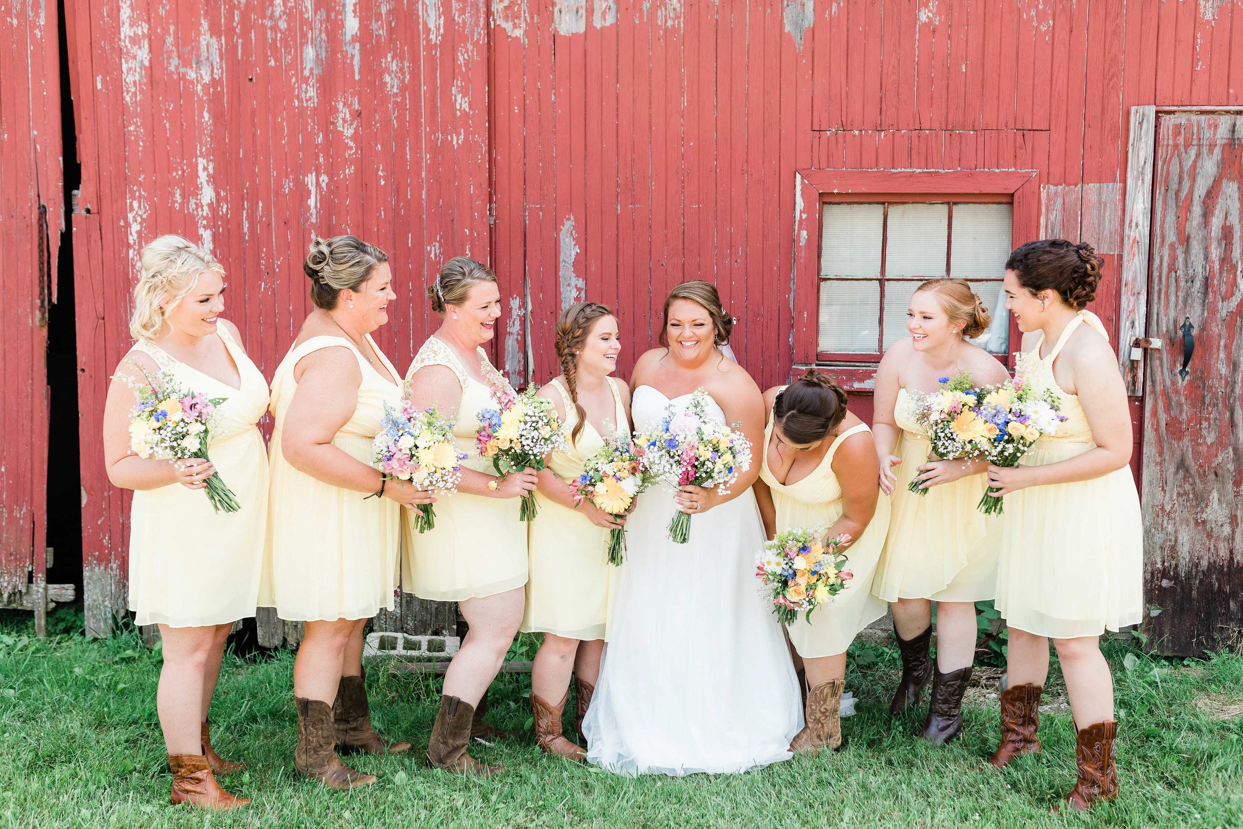 barn wedding blanchester ohio photographer-8.jpg