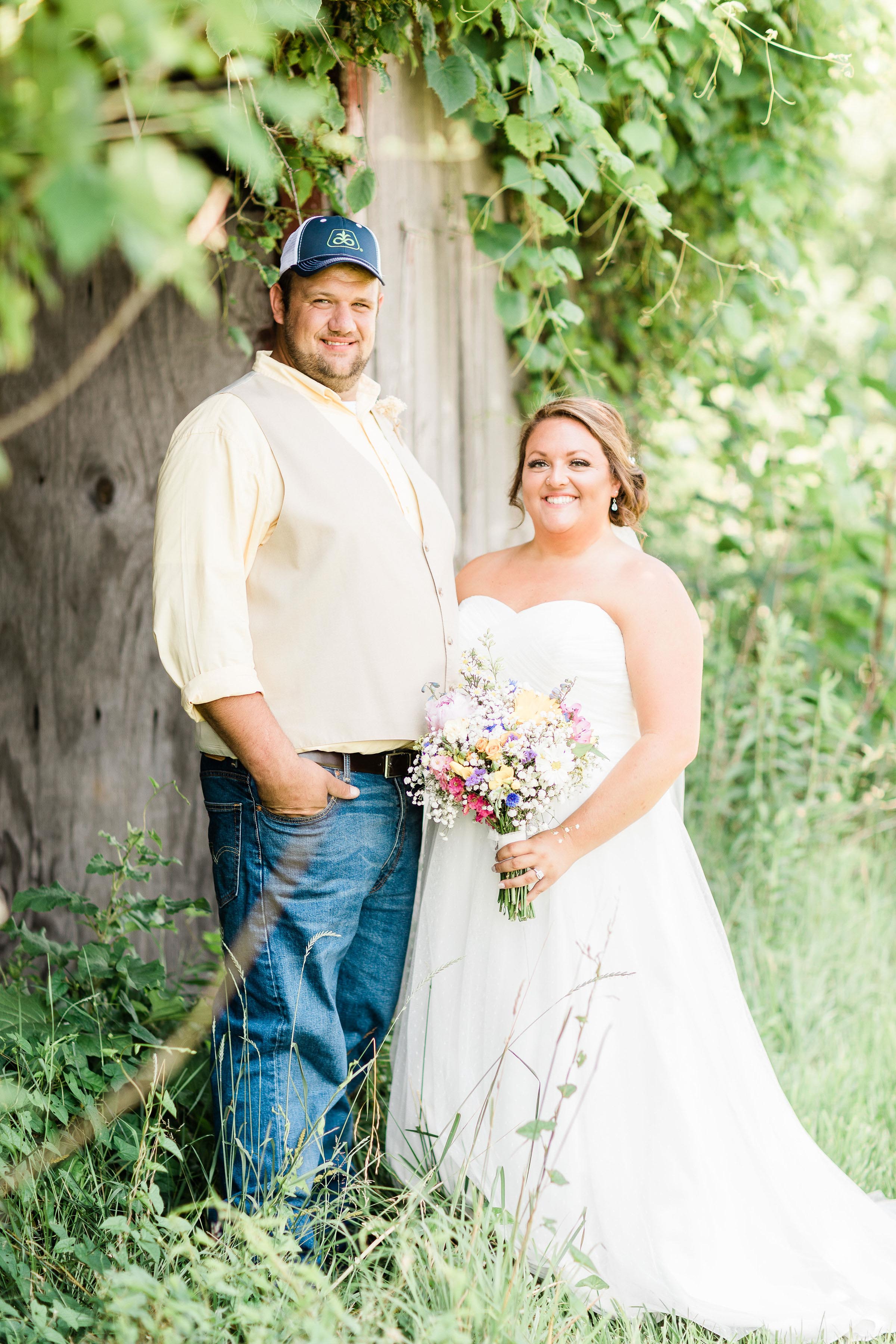 barn wedding blanchester ohio photographer-15.jpg