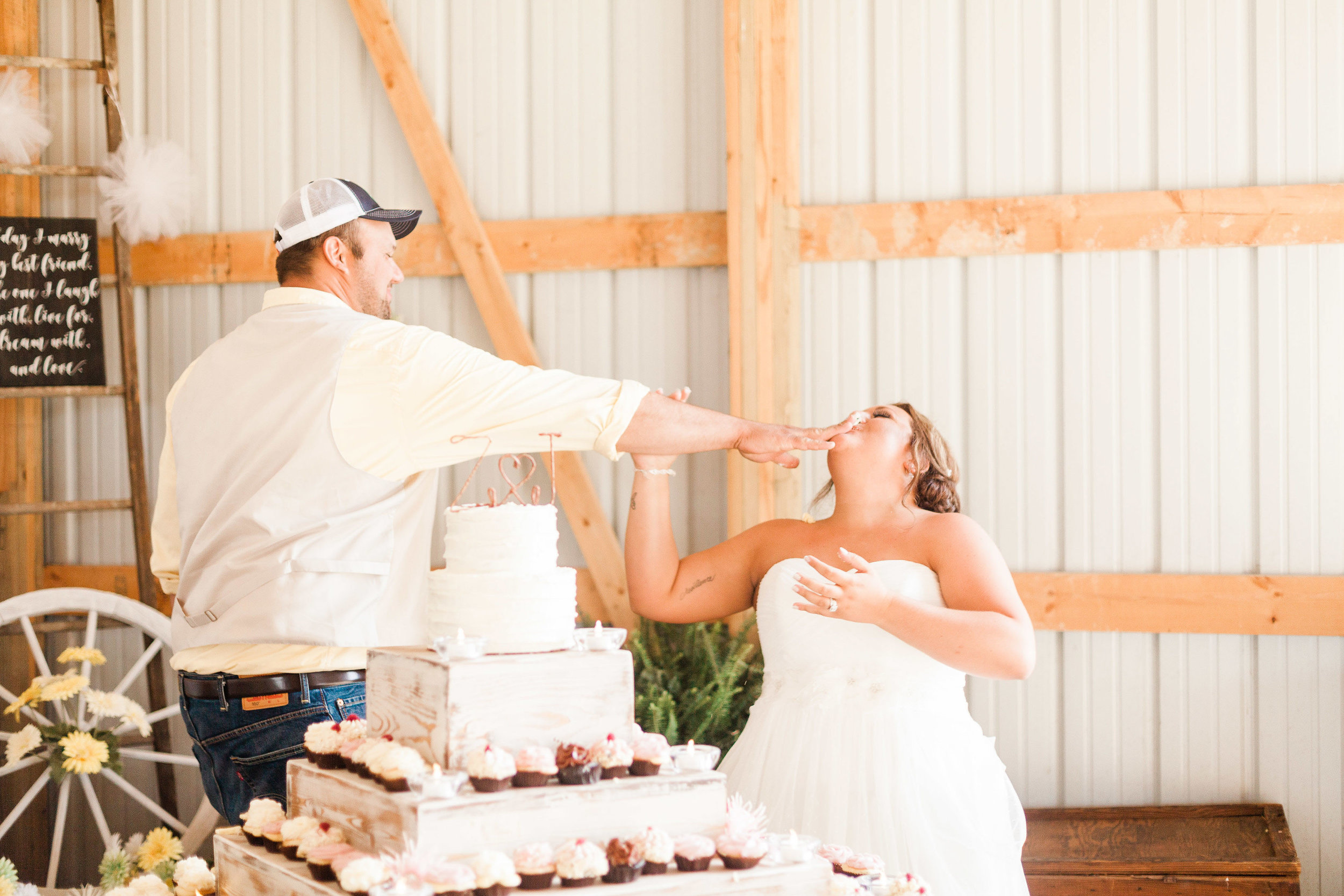 barn wedding blanchester ohio photographer-36.jpg